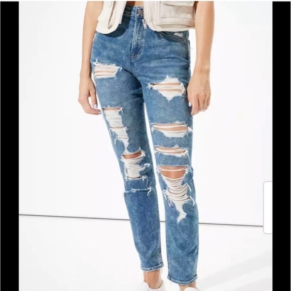American Eagle Destroyed Acid Wash Mom Jeans Size 2 - Picture 1 of 13